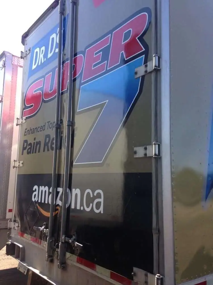 Dr D’s Super 7 Pain Relief vehicle wrap, photo 5