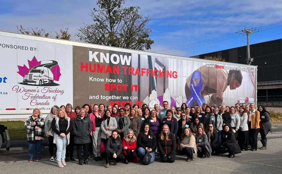 Know Human Trafficking vehicle wrap, photo 10
