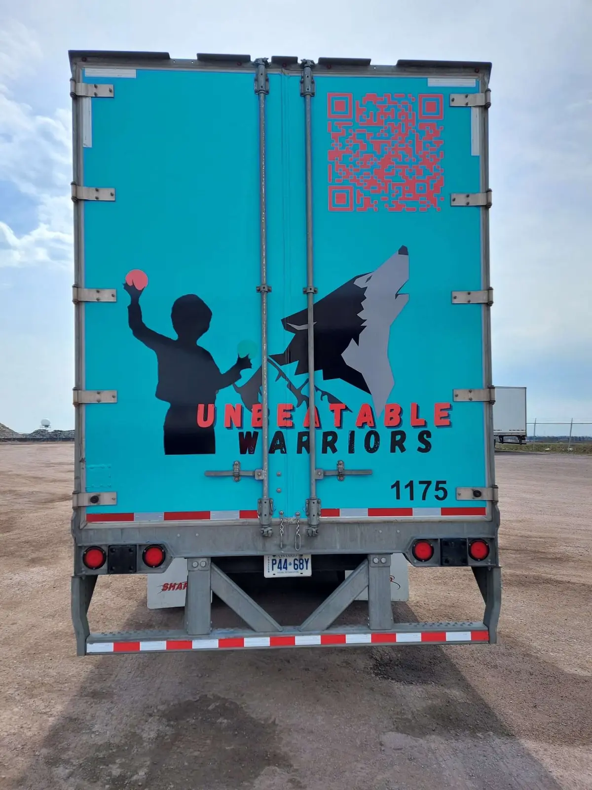 Little Warriors vehicle wrap, photo 4