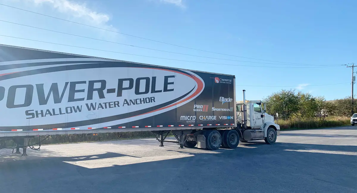 Power Pole Anchor vehicle wrap, photo 3