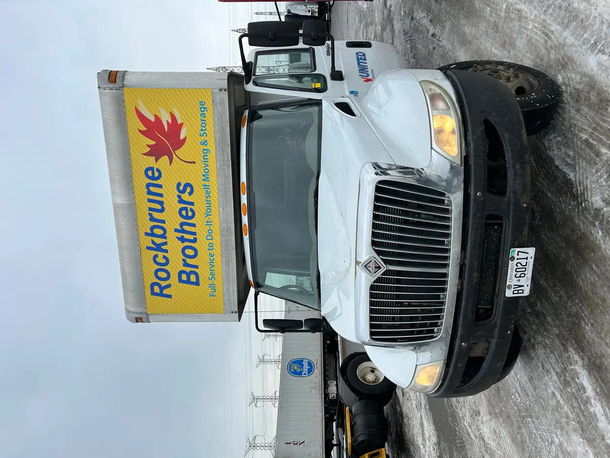 Rockbrune Brothers Moving vehicle wrap, photo 3