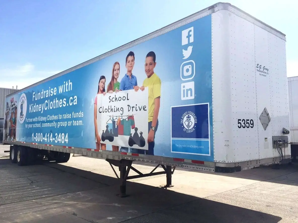 The Kidney Clothes Program vehicle wrap, photo 1